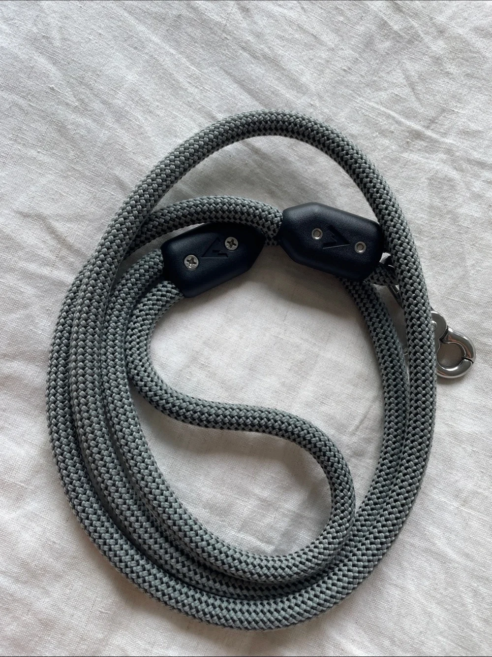 Atlas pet company - lifetime leash grey